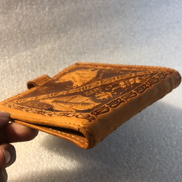 Australian Genuine leather wallet -Brown color - Picture 15 of 16